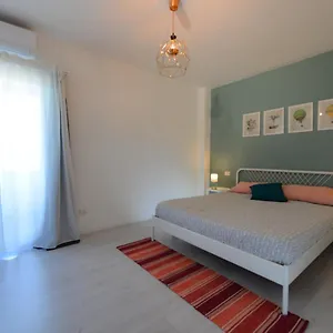 Lyceum Flat Olbia